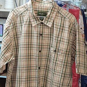 Eddie Bauer Mens Size Tall X-Large Button Up Short Sleeve Outdoor Travel Shirt